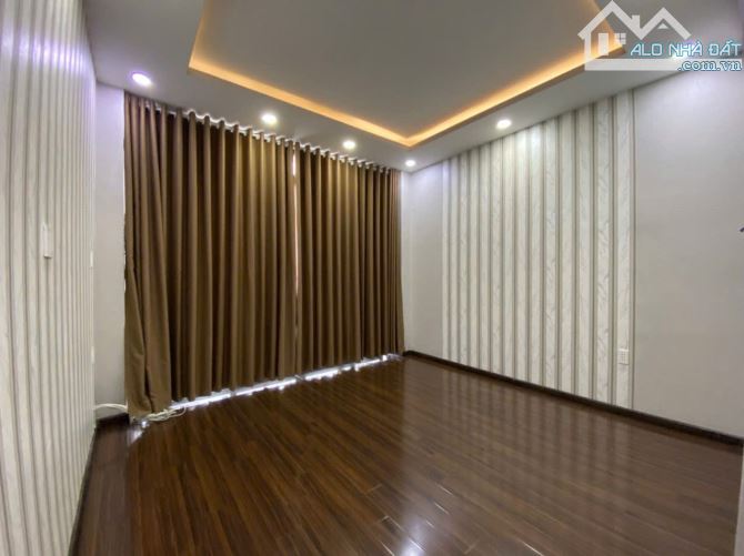 Bán nhà hẻm xe hơi 1979 Huỳnh Tấn Phát, Nhà Bè, DT 4 x14m, 3 lầu, ST. Giá 7,5 tỷ - 4