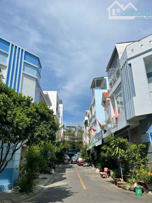 BÁN NHÀ CĂN GÓC 2 MẶT TIỀN ĐƯỜNG B6 – KHU VCN PHƯỚC HẢI – TRUNG TÂM NHA TRANG - 2