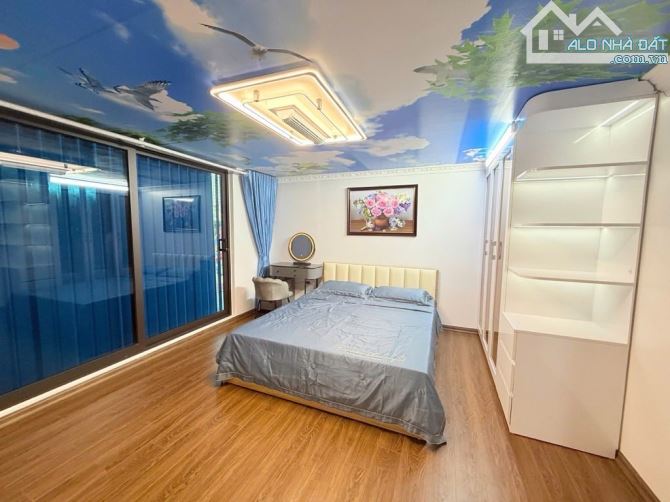HƠN 8 TỶ - 10m RA PHỐ TÂY SƠN - 5 TẦNG DÒNG TIỀN - VỊ TRÍ ĐẮC ĐỊA - 4