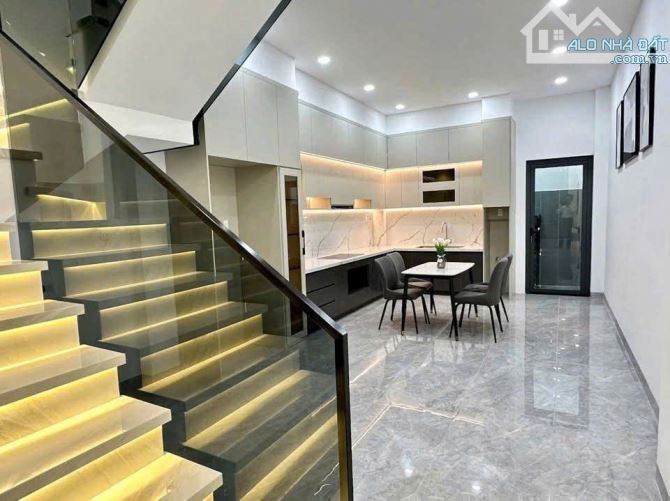 Chủ Ngộp hạ giá 200tr bán nhà  gần Đồng Khởi - cây xăng Đức Hưng - 4