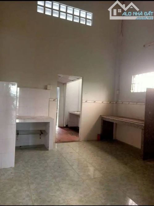 Căn nhà nát , bán xác + đất giá 650 triệu sang tên. Đất ở, thổ cư ngay Tân An Hội Củ CHi - 4