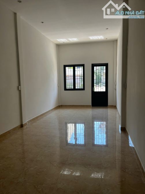 Bán Nhà Mặt Tiền Đường Huỳnh Mẫn Đạt, Phường 8, Quận 5, TP HCM - 4