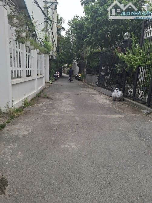 BÁN NHÀ PHỐ TRẠM LONG BIÊN – 40M² – 6 TẦNG – LÔ GÓC – Ô TÔ – FULL NỘI THẤT – NHỈNH 11 TỶ - 4