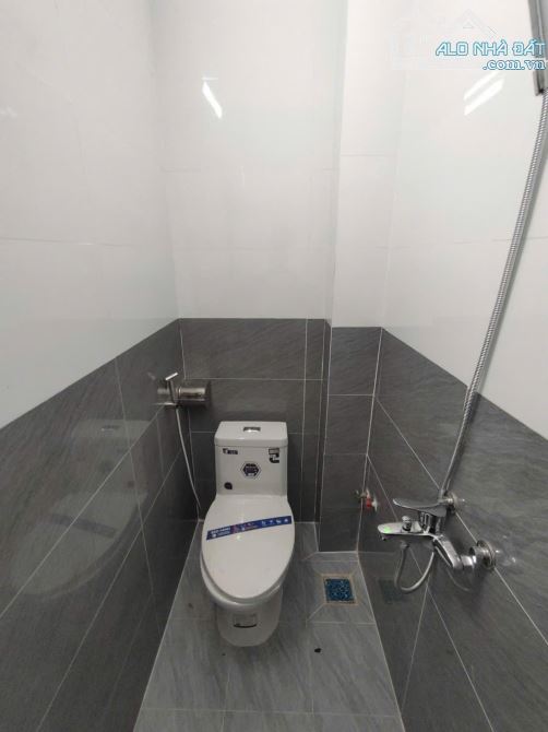QUẬN 8 - BÁN NHÀ ĐẸP, 2 TẦNG, HXH - 40M2 VUÔNG VỨC A4. - 4