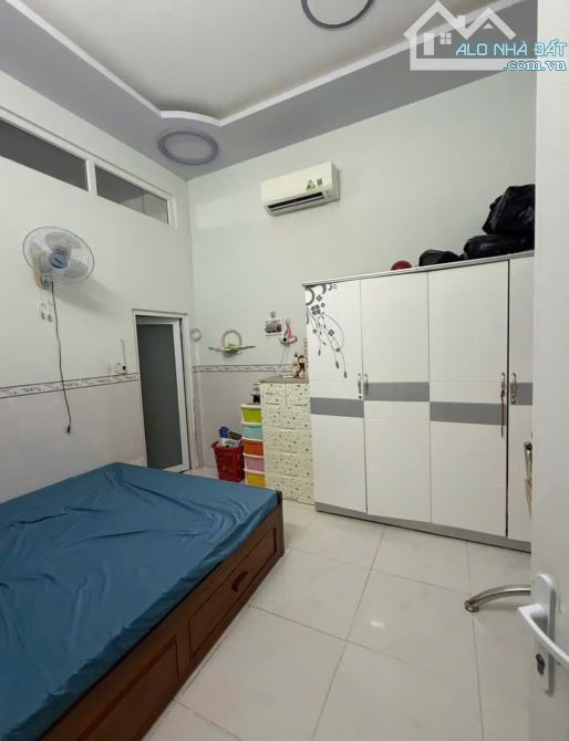 NGỘP ! Bán gấp nhà cấp 4 ở Tân Hiệp Hóc Môn 5x18 ( 90m2 ) 790 TRIỆU Sổ riêng đầy đủ - 4
