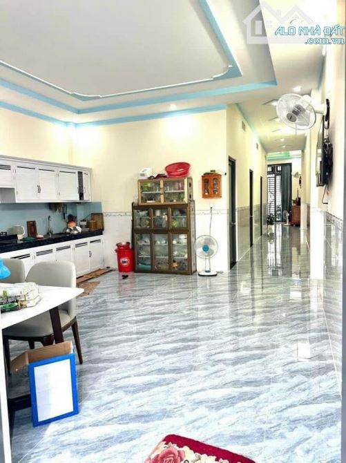 Bán nhà cấp 4, có 2 phỏng ngủ tại Tân Phú Trung- Củ Chi. DT 131m2, giá 830 triệu.SHR. - 4