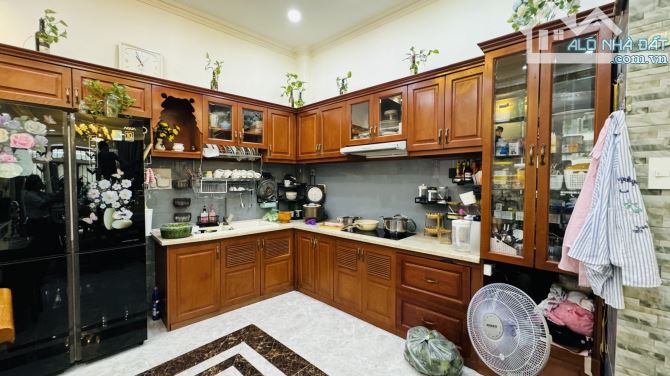 Bán nhà Q7: Nhà đẹp 51m2(4,7x11) 4 lầu 3pn, 3wc. giá 10ty4. - 4