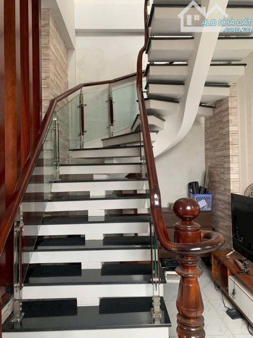 🏡 BÁN NHÀ ĐƯỜNG ĐỒNG KHỞI – ĐOẠN CÂY XĂNG 26 🏡  📐 Diện tích đất: 5m x 46m = 256m² - 4