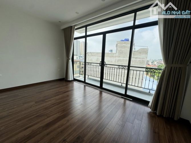 SIÊU HIẾM NHÀ LIỀN KỀ KHU BIỆT THỰ LIDECO QL32 6 TẦNG THANG MÁY GARA Ô TÔ GIÁ CHỈ 10,X TỶ - 4