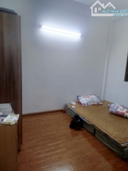 Bán căn chung cư ở luôn KĐT Mễ Trì Hạ, Nam Từ Liêm. Dt 68m2, 2 ngủ, 1 vệ sinh. 4,7 tỷ. - 4