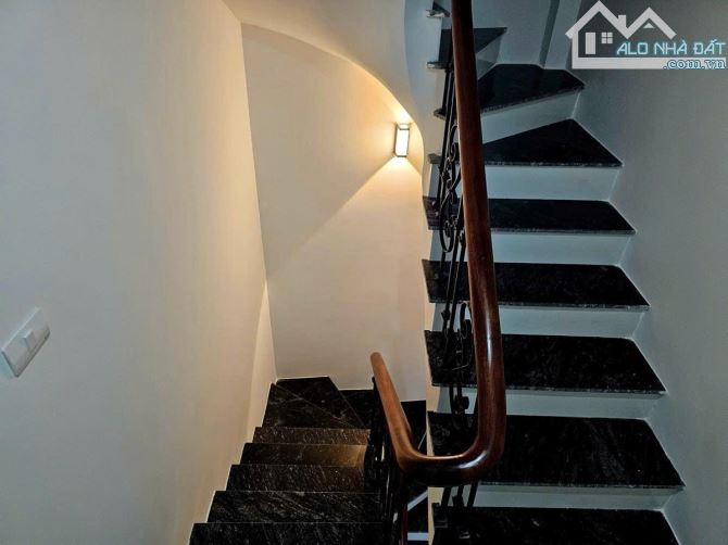 NHÀ MỚI TINH DƯƠNG QUẢNG HÀM 35m 5 TẦNG MT 3.3m NGÕ THÔNG  KINH DOANH SIÊU ĐỈNH GIÁ 8.6 TỶ - 4