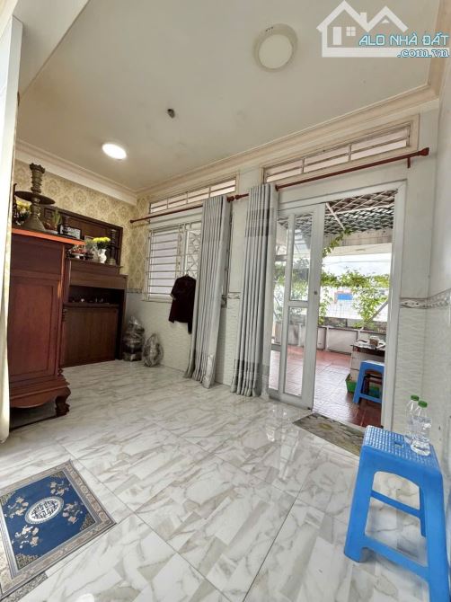 ĐOÀN GIỎI - TÂN PHÚ - NHÀ 5 TẦNG - HẺM XE HƠI 4M - 48M2 - GẦN AEON - CHỈ 6.X   Vị trí ngay - 5