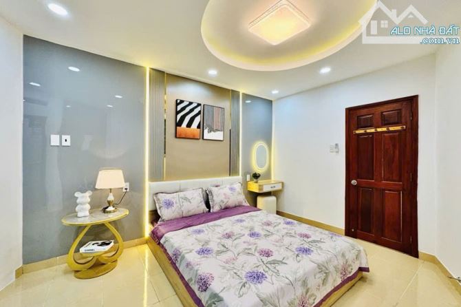 Bán nhà hẻm 3m, Hoàng Hoa Thám, Phú Nhuận, 43.2m² (3.2m x 9m) 4 tầng - Giá 4.93 tỷ TL - 5