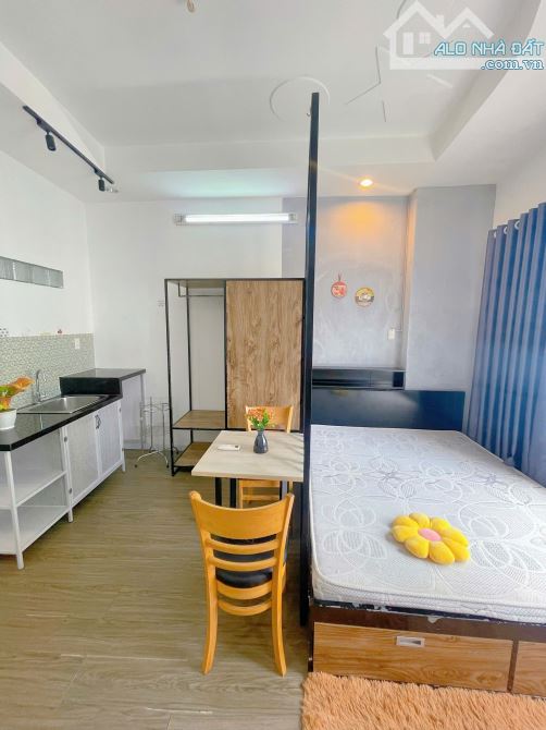 Căn hộ mini cửa sổ lớn thoáng sáng – tách bếp – full nội thất ngay trung tâm quận 1. - 5