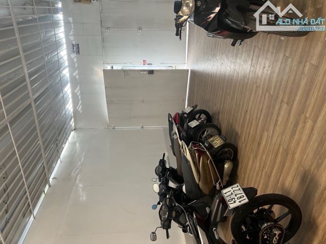 💥 BÁN NHÀ - 130 M2 - GẦN CHỢ BÀ CHIỂU - BÌNH THẠNH - NHỈNH 9 TỶ - 5
