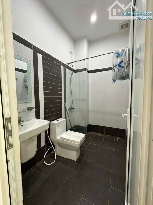 💥🏡CHO THUÊ NHÀ 3 TẦNG MỚI ĐẸP - 4PN - 4WC MẶT TIỀN PHÚ LỘC, HÒA MINH - 5