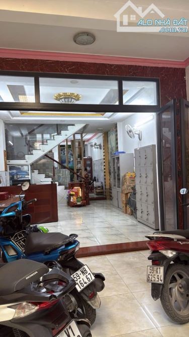 Nhà Quận Gò Vấp 4 tầng BTCT hẻm xe hơi thông cho thuê 17 triệu/tháng đường số 51 Phường 14 - 5