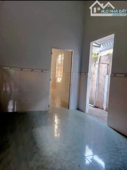 Căn nhà nát , bán xác + đất giá 650 triệu sang tên. Đất ở, thổ cư ngay Tân An Hội Củ CHi - 5