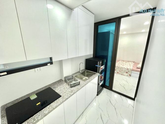 Bán ccmn 21 phòng doanh thu 1,2 tỷ/ năm tại Trần Quốc Vượng CG mặt tiền siêu khủng 12,5m - 5