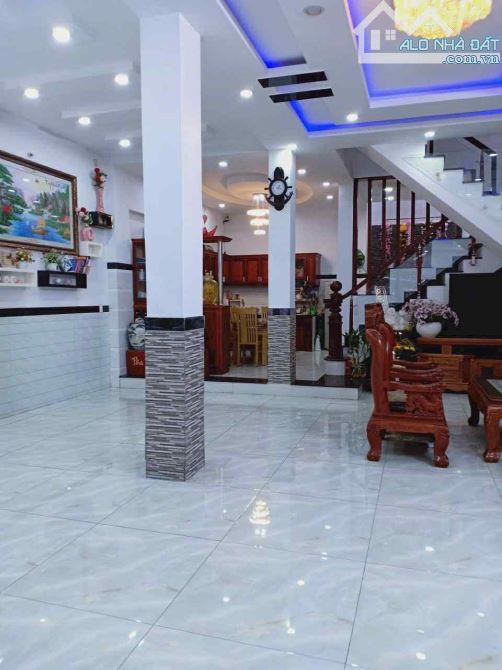 Phan Huy Ích 4 lầu đúc BTCT đường nhựa 2 xe hơi né nhau chỉ 12,6 tỷ - 5