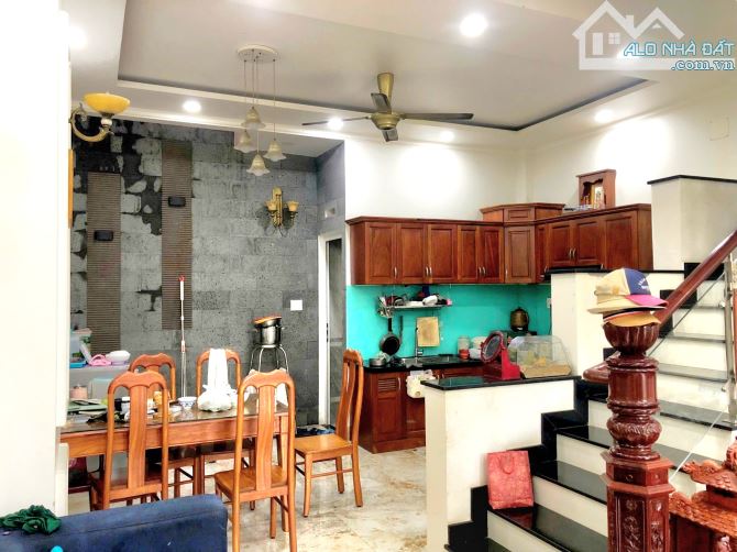 NHÀ ĐẸP 3 TẦNG, NGANG 5.5M, LÀNG TĂNG PHÚ QUẬN 9 SÁT LÊ VĂN VIỆT - 5