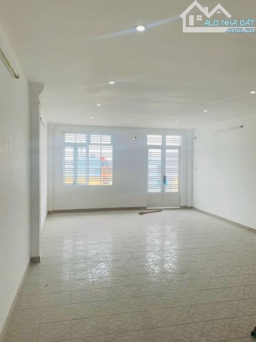 Cho thuê nhà GÓC đường Hoàng Thiều Hoa, Hiệp Tân, Tân Phú, 8.5x19m, 1 lầu - 5