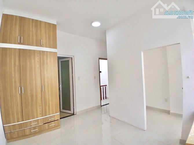 LINH XUÂN – NHÀ ĐẸP XE HƠI TỚI TẬN NHÀ 🌟 💰 Giá chỉ 4,4 tỷ – Sổ hồng riêng - 5