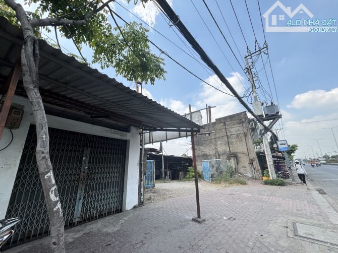NHÀ SÂN VƯỜN 2 MẶT TIỀN QUỐC LỘ 1A AN PHÚ ĐÔNG QUẬN 12- 3600m2-DÒNG TIỀN 70tr/th- CHỦ GẤP! - 5