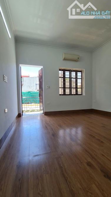 Chỉ 4 tỷ có ngay nhà đẹp 50m × 5 Tầng tại ngọc hồi gần trường học chợ - 5