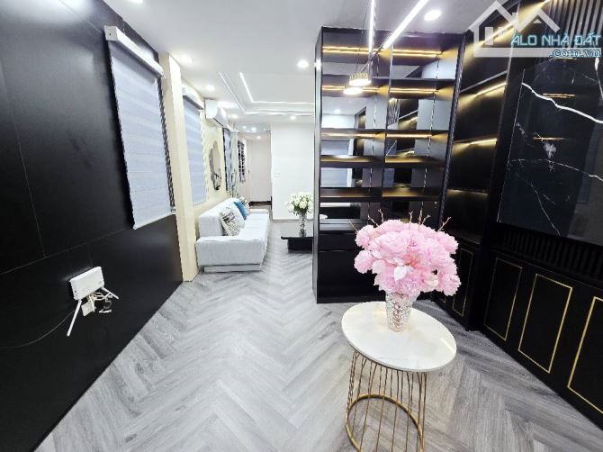 BÁN NHÀ MẶT PHỐ BÁT KHỐI LONG BIÊN VIEW TRIỆU ĐÔ SÔNG HỒNG Ở SƯỚNG - 6