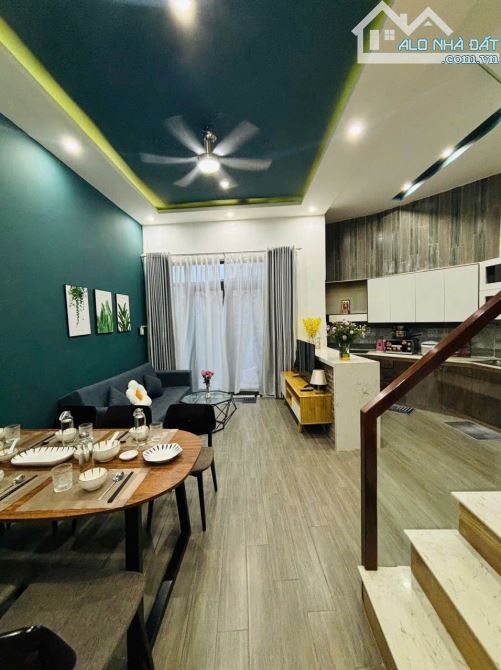 Bán villa 2 tầng kiệt Hùng Vương, TT Thanh Khê - 6