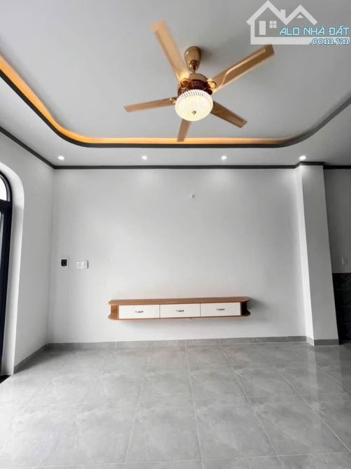NHÀ NGAY UỶ BAN PHƯỜNG CUỐI ĐỒNG KHỞI - chỉ 700tr là sở hữu ngay - 6