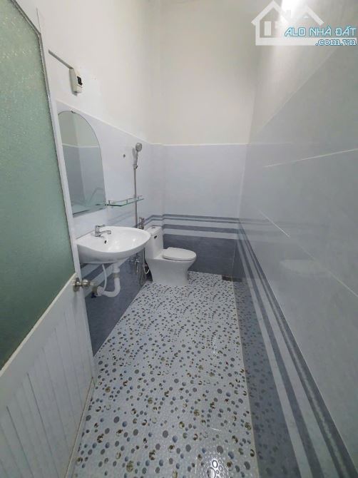 Ngộp 1 khúc ! Bán gấp căn nhà trệt - lầu ở gần KCN Tân Phú Trung 73m2 SHR giá 745tr - 6