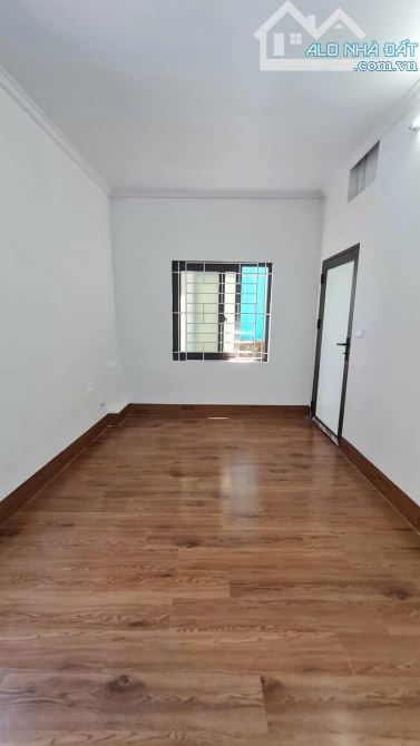 Chỉ 4 tỷ có ngay nhà đẹp 50m × 5 Tầng tại ngọc hồi gần trường học chợ - 6