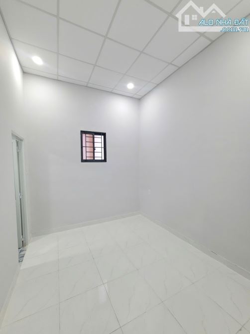 Bán nhà cấp 4 cách đường Nguyễn Bính 100m p.Đông Hòa Tp.Dĩ An chỉ 3ty590 TL M6378 - 6