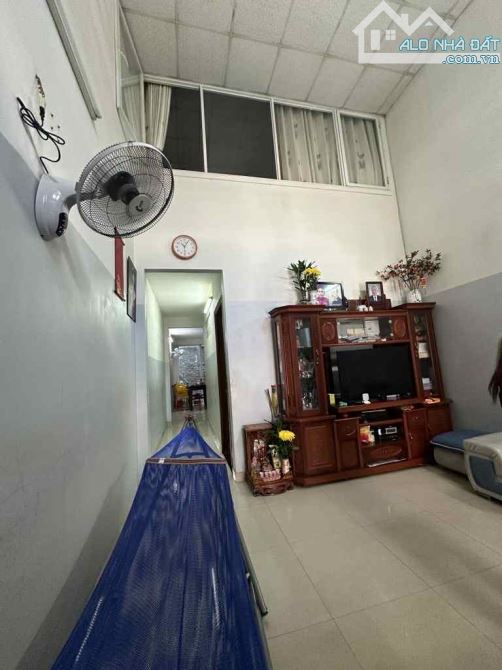 Dương Thị Mười hẻm xe hơi 8m đối diện BV Q12 71,8m chỉ 4,5 tỷ - 7