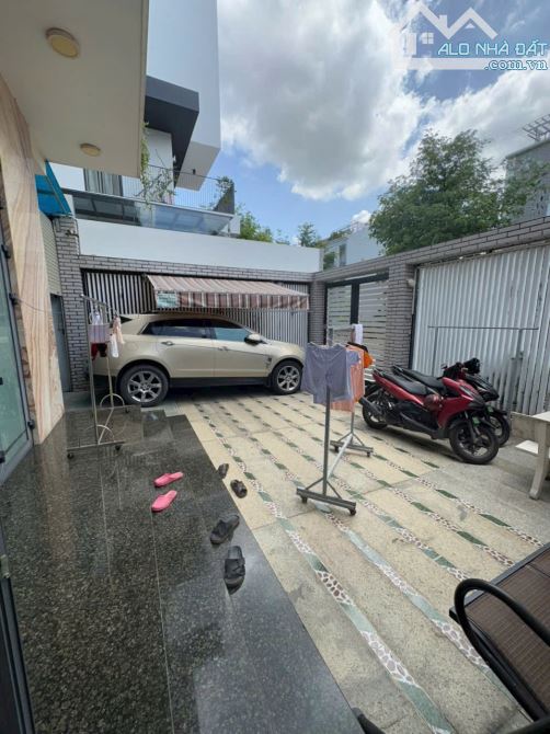 BÁN BIỆT THỰ PHỐ KHU ĐÔNG THỦ THIÊM – BÌNH TRƯNG ĐÔNG, QUẬN 2  📍 Vị trí: MT Đường 33 - 7