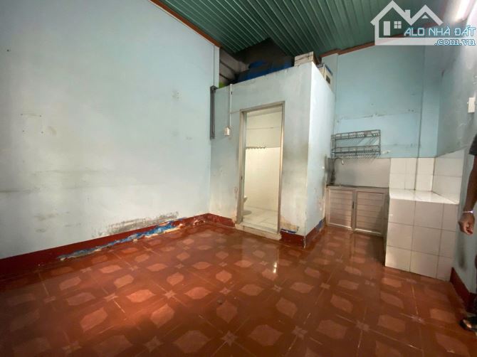 Bán nhà cấp 4 hơi cũ 162,5m2 cạnh KCN Tây Bắc Giá 780 triệu. Sổ hồng riêng - 7