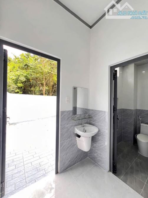 NHÀ NGAY UỶ BAN PHƯỜNG CUỐI ĐỒNG KHỞI - chỉ 700tr là sở hữu ngay - 7
