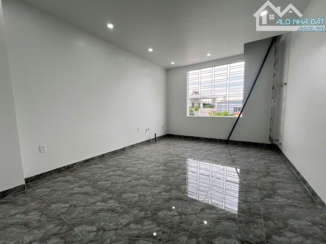L.A.ĐỨC - BÁN NHÀ MẶT ĐƯỜNG PHỦ THƯỢNG ĐOẠN - 80M2 - 8