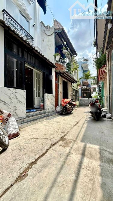 Nhà Đẹp Ở Liền – Võ Trứ, P9 Q8 – 1 Trệt 3 Lầu Sân Thượng - 4 Tỷ 990 TL - 8