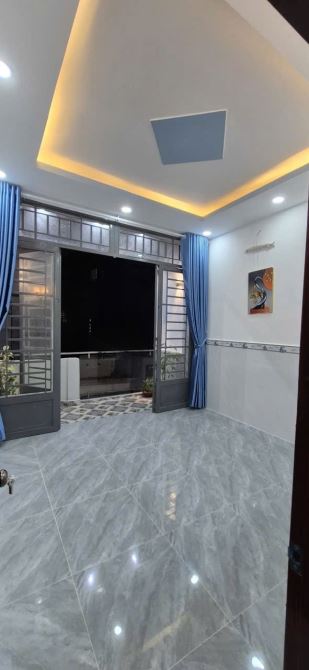 QUẬN 8 - SIÊU PHẨM NHÀ ĐẸP –3 TẦNG - HOÀN CÔNG – KHU VIP PHƯỜNG BÌNH ĐÔNG (P5 Q8 CŨ) . - 8