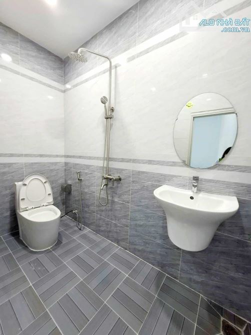 Nhà Thoại Ngọc Hầu_ Phú  Thạnh, Tân Phú. Dt 48m2 (4m x 12m). 2 tầng BTCT. Giá 4.9 tỷ. - 8