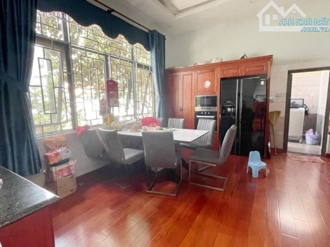 ĐẤT CÓ 3 MẶT HẺM Ô TÔ -3268M2 - NỞ HẬU CÓ 2 SÂN BÓNG MINI, BIỆT THỰ SÂN VƯỜN - 8