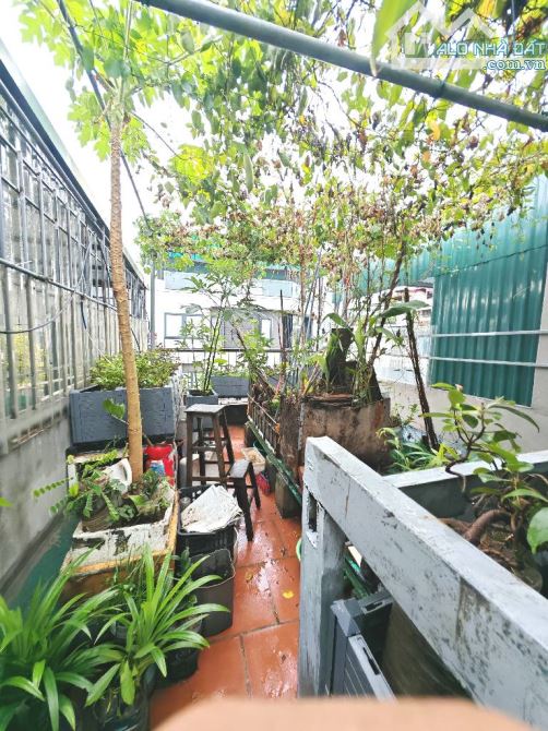 Bán nhà phân lô khu dãn dân Đông Ngạc, 40m2 5 tầng, ô tô tránh vỉa hè, giá 13 tỷ - 8