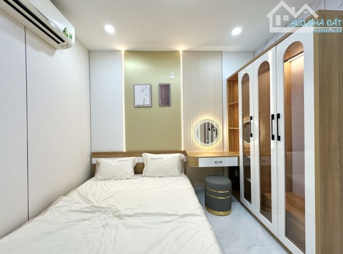 🏡 Mặt tiền Duy Tân, P15, Phú Nhuận – 39m² – Nhà đẹp 2 tầng full nội thất – 6.3 tỷ - 9
