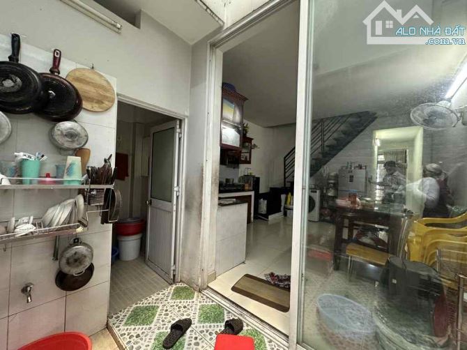 Dương Thị Mười hẻm xe hơi 8m đối diện BV Q12 71,8m chỉ 4,5 tỷ - 9
