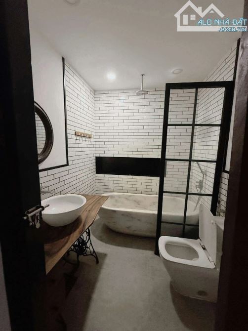 🔥 NHÀ 2 TẦNG MẶT TIỀN BÀU HẠC 3 – TRUNG TÂM HẢI CHÂU – FULL NỘI THẤT GỖ TỰ NHIÊN 🔥 - 9
