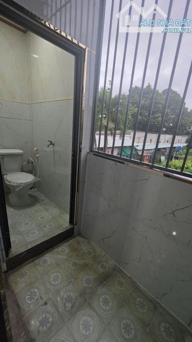 2 tỷ 450 - Sổ riêng- 1 xẹc - ô tô đỗ 1 căn - DTSD 48.4m2 - 9