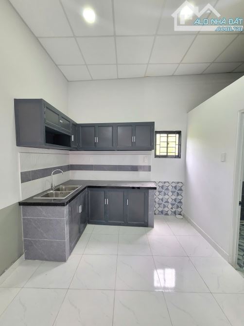 Bán nhà cấp 4 cách đường Nguyễn Bính 100m p.Đông Hòa Tp.Dĩ An chỉ 3ty590 TL M6378 - 9